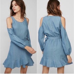 Express Cold Shoulder Cute Casual Denim Wrap Dress Size Medium New NWT